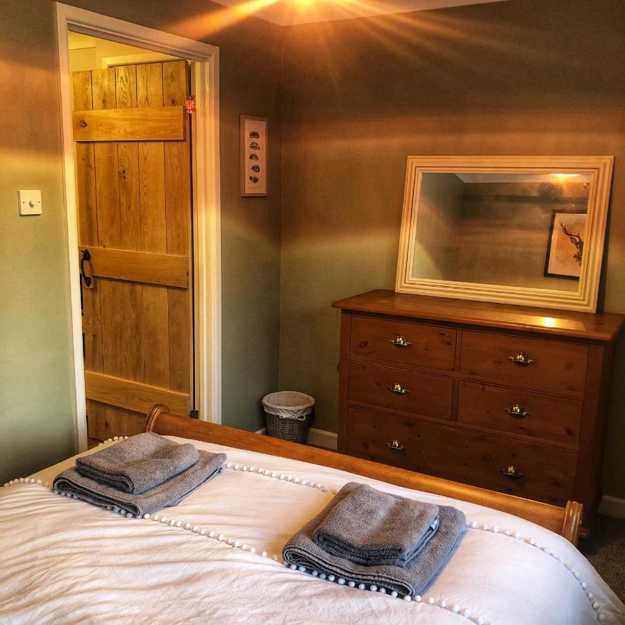 The Rose Cottage Wisborough Green Eksteriør bilde